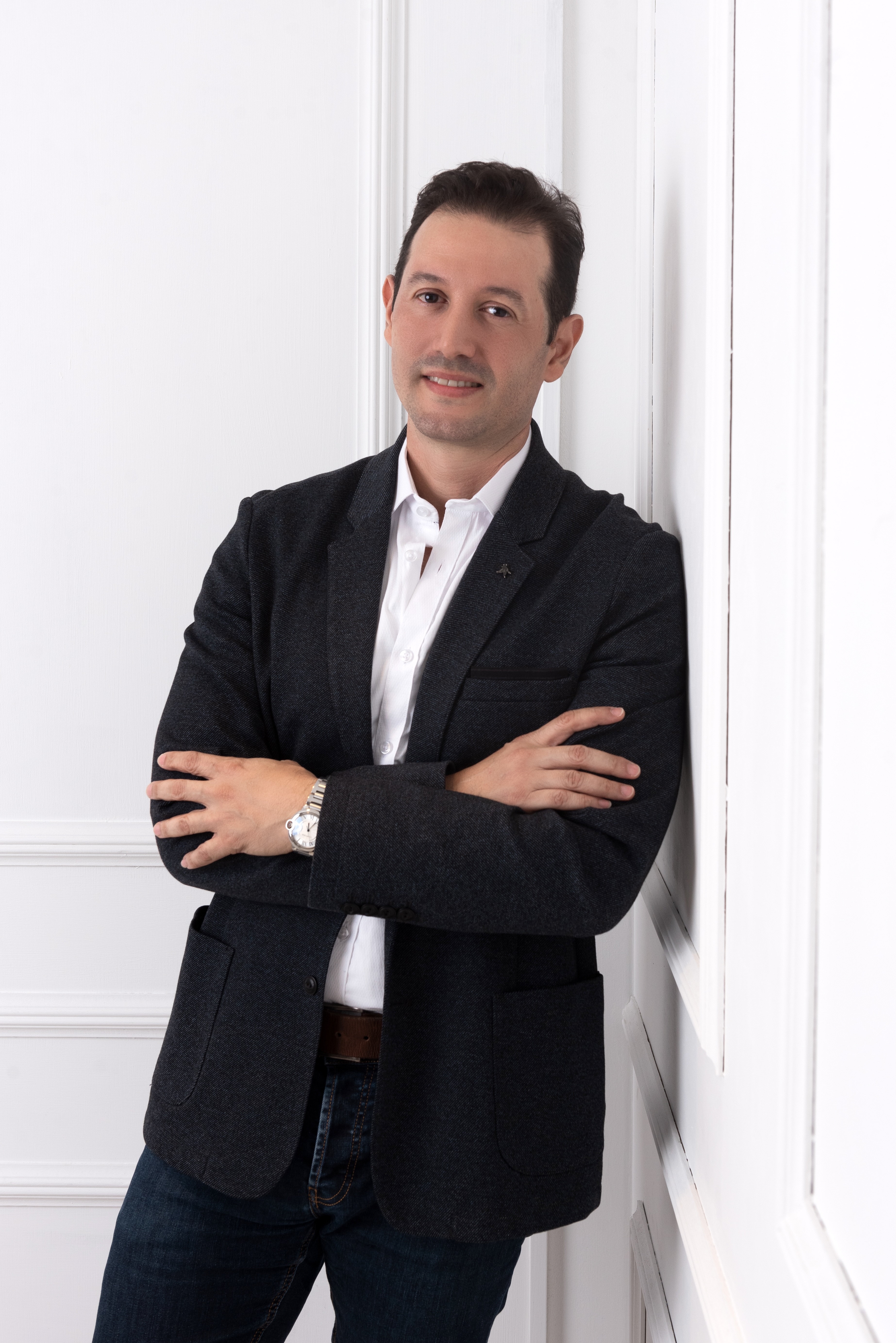 Dr. Andrés Porras